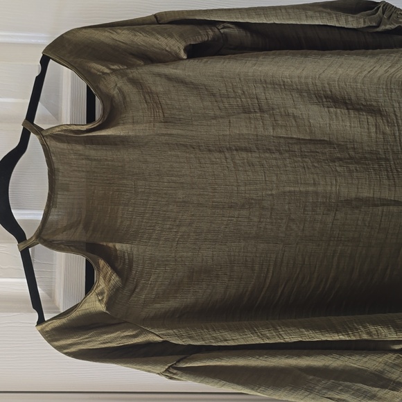 SAM AND JESS BRAND WOMEN'S JUNIOR OLIVE GREEN COLD SHOULDER TOP SIZE SMALL - Picture 10 of 16